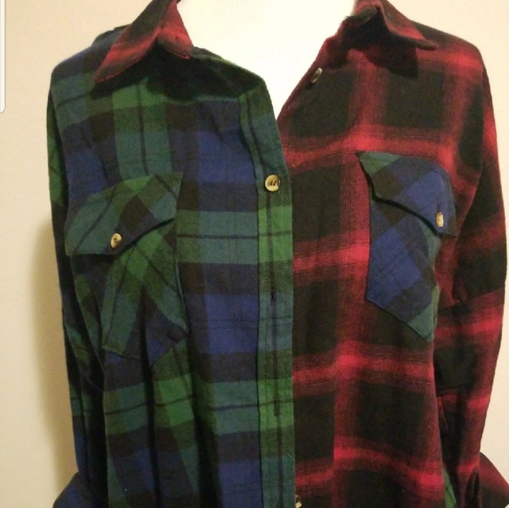 Rue 21 Plaid button up top